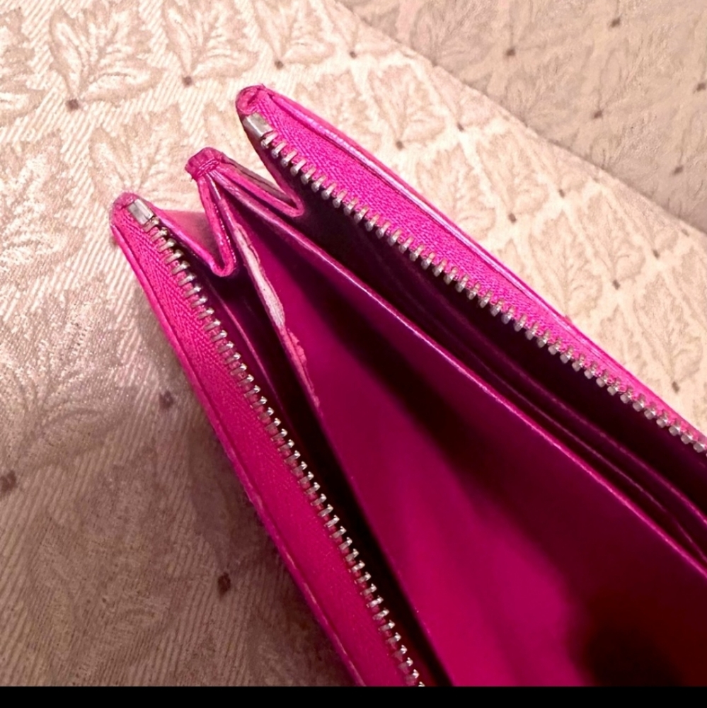 Celine Wallet Authentic - Picture 4 of 5